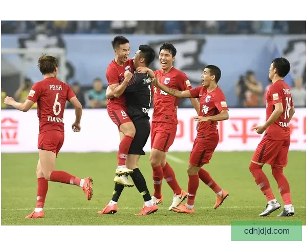 广州恒大鏖战天津泰达 谁能在关键之战中掌控中超主动权 广州恒大鏖战天津泰达 谁能在关键之战中掌控中超主动权